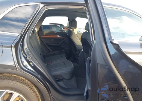 2021 Audi Q5 Premium 45 Tfsi Quattro S Tronic from USA, damaged, VIN WA1AAAFY9M2139116